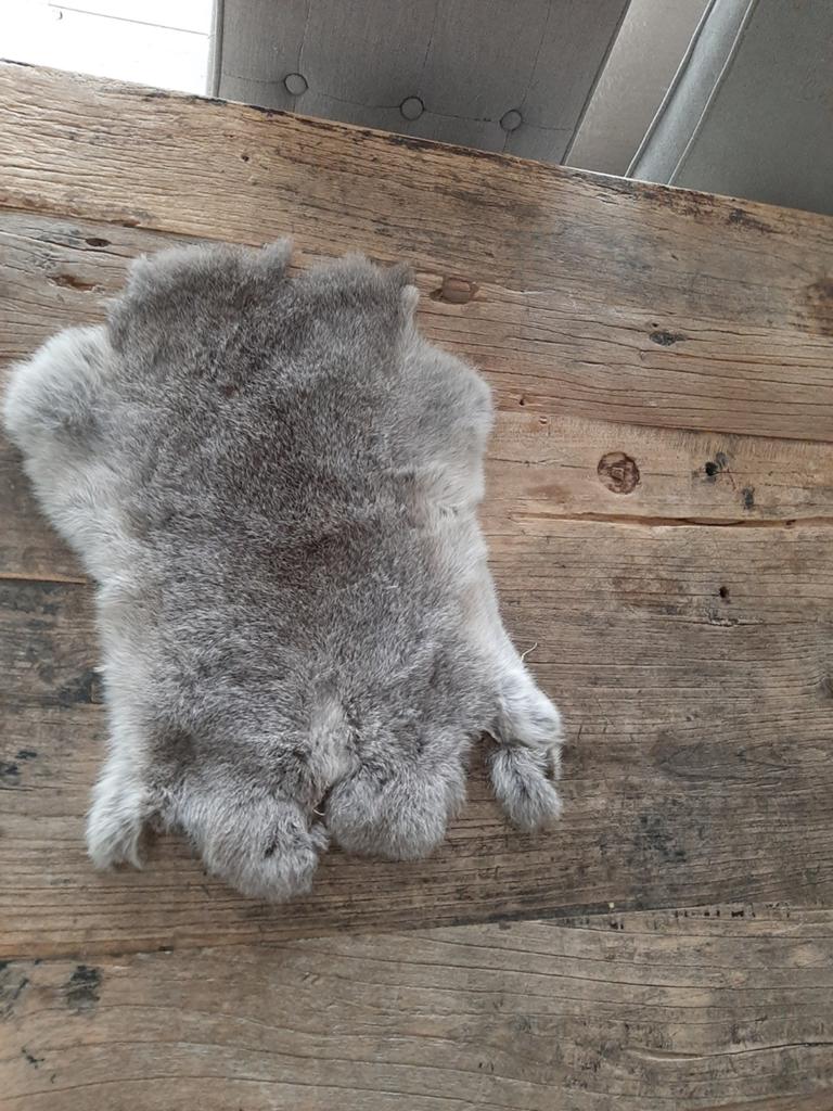 Konijn huid, Huis en Inrichting, Ophalen of Verzenden, Zo goed als nieuw