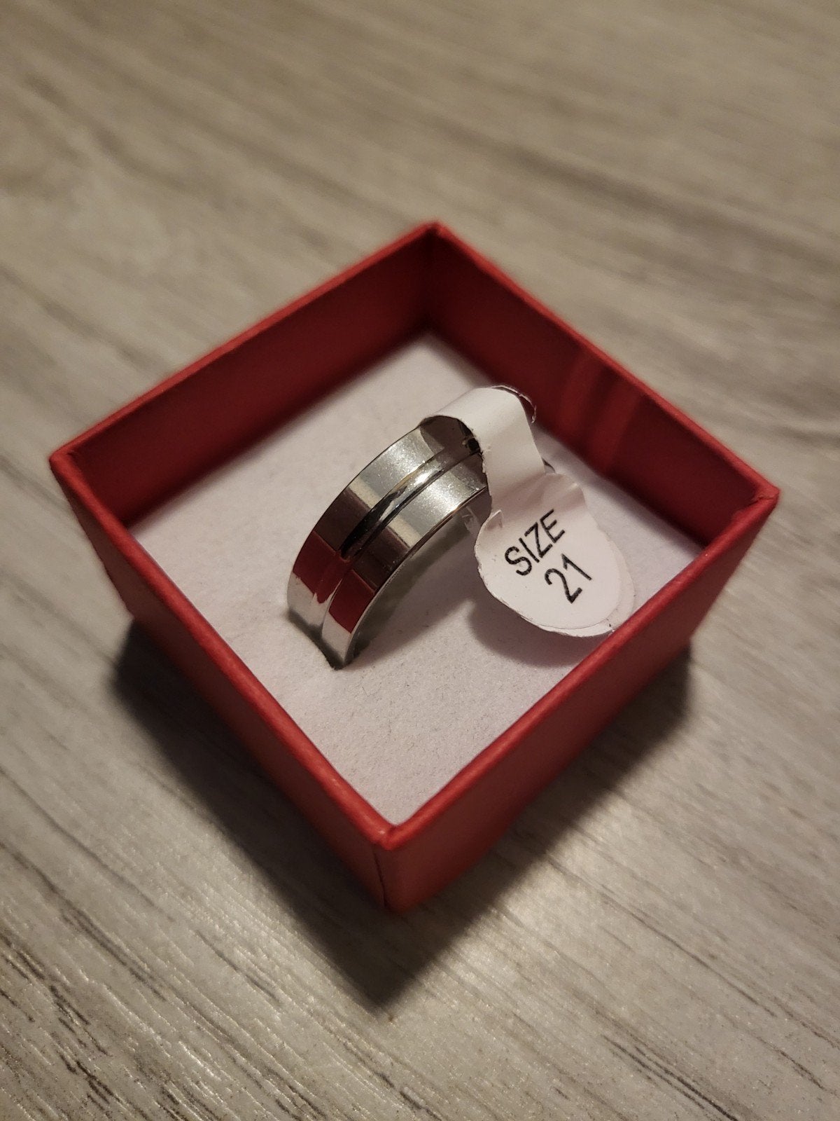Nieuwe zilverkleurige ring, maat 21, 20 of groter, IJzer of Staal, Nieuw, Ophalen of Verzenden