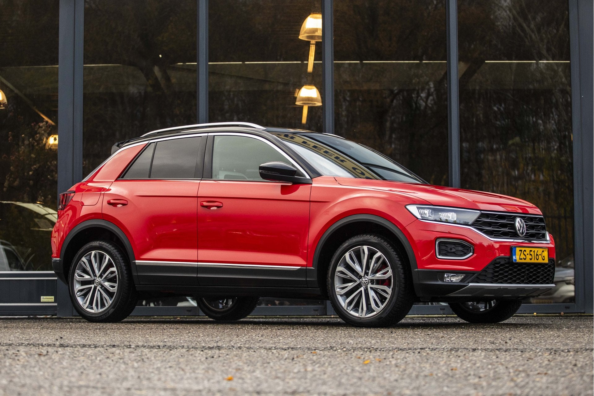 Volkswagen T-Roc 1.5 TSI Sport (bj 2019, automaat), Auto's, Volkswagen, Euro 6, 4 cilinders, 150 pk, Origineel Nederlands