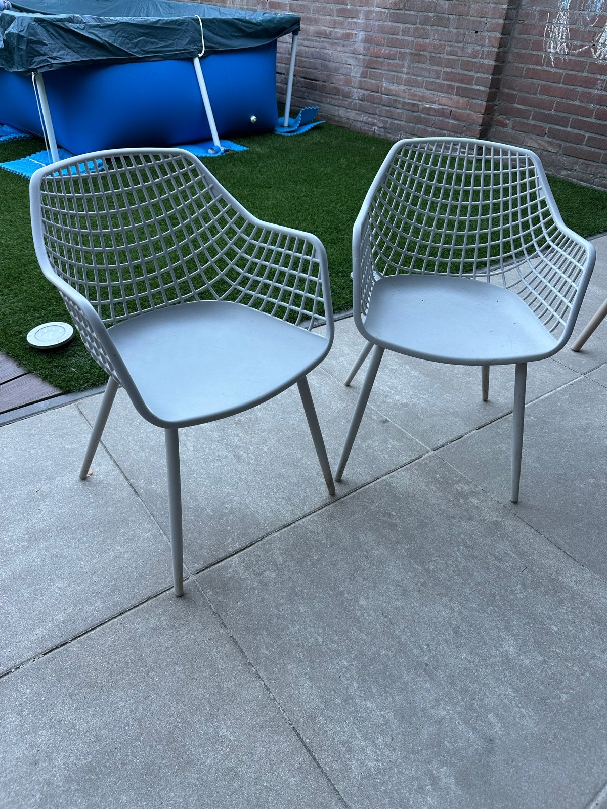 2 Kwantum Webbing Kinder Kuipstoelen - Grijs, Ophalen, Kunststof, Gebruikt, Twee