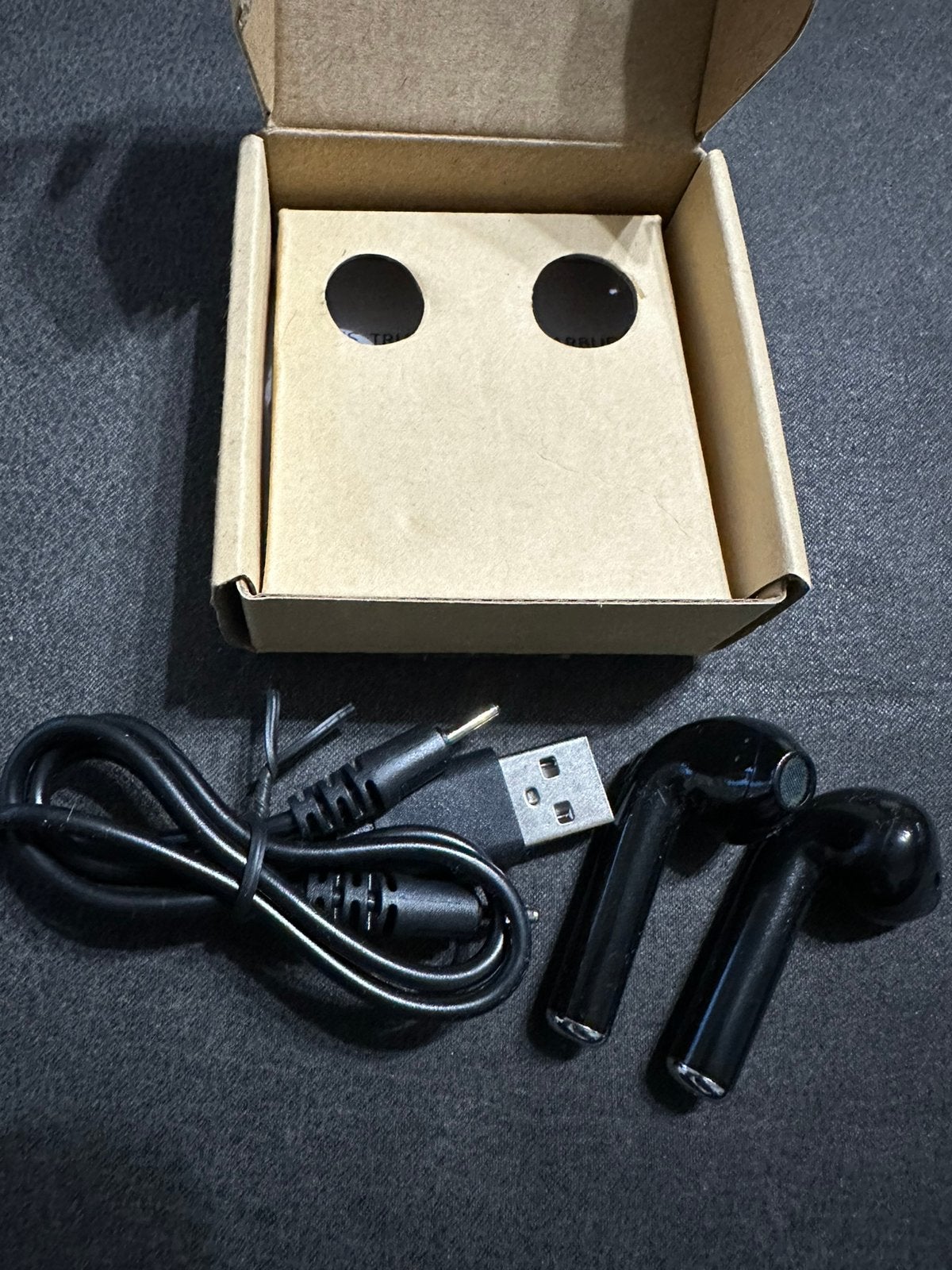 Laatste ‼️ mooie oordopjes te koop nieuw in verpakking ‼️‼️, Telecommunicatie, Mobiele telefoons | Oordopjes, Zwart, Bluetooth