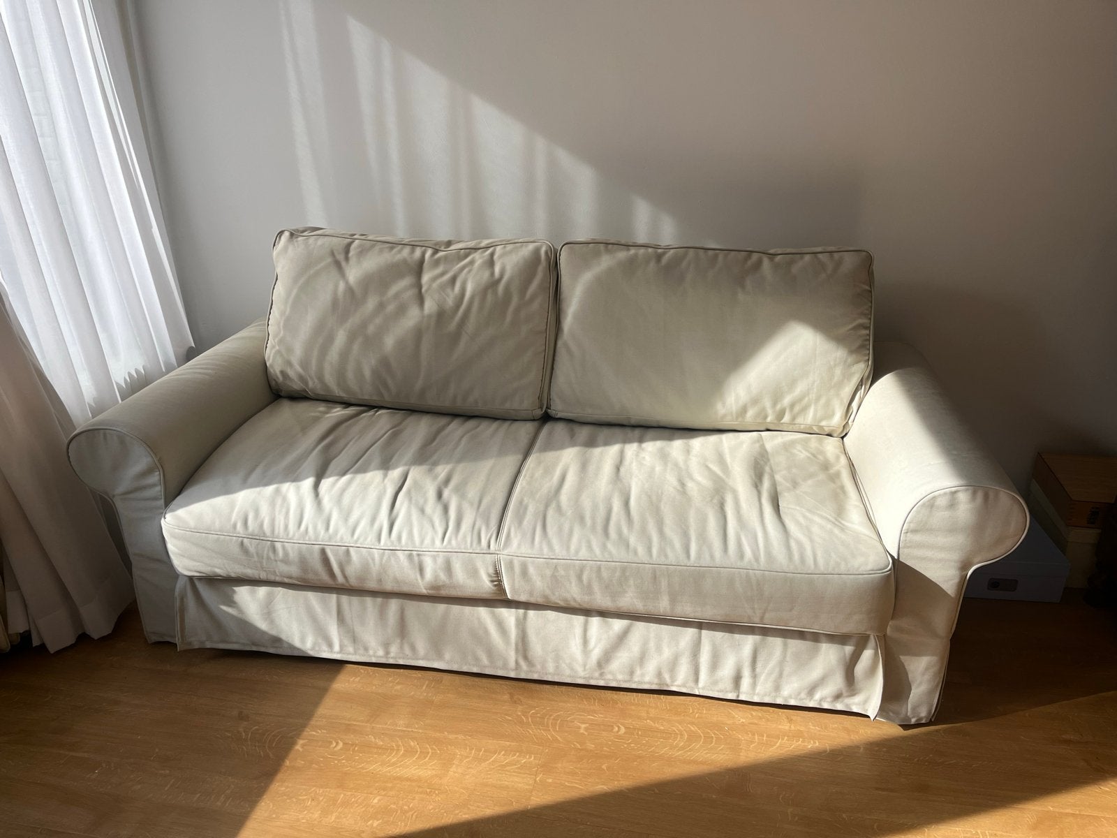 IKEA BACKABRO tweepersoons slaapbank - zo goed als nieuw