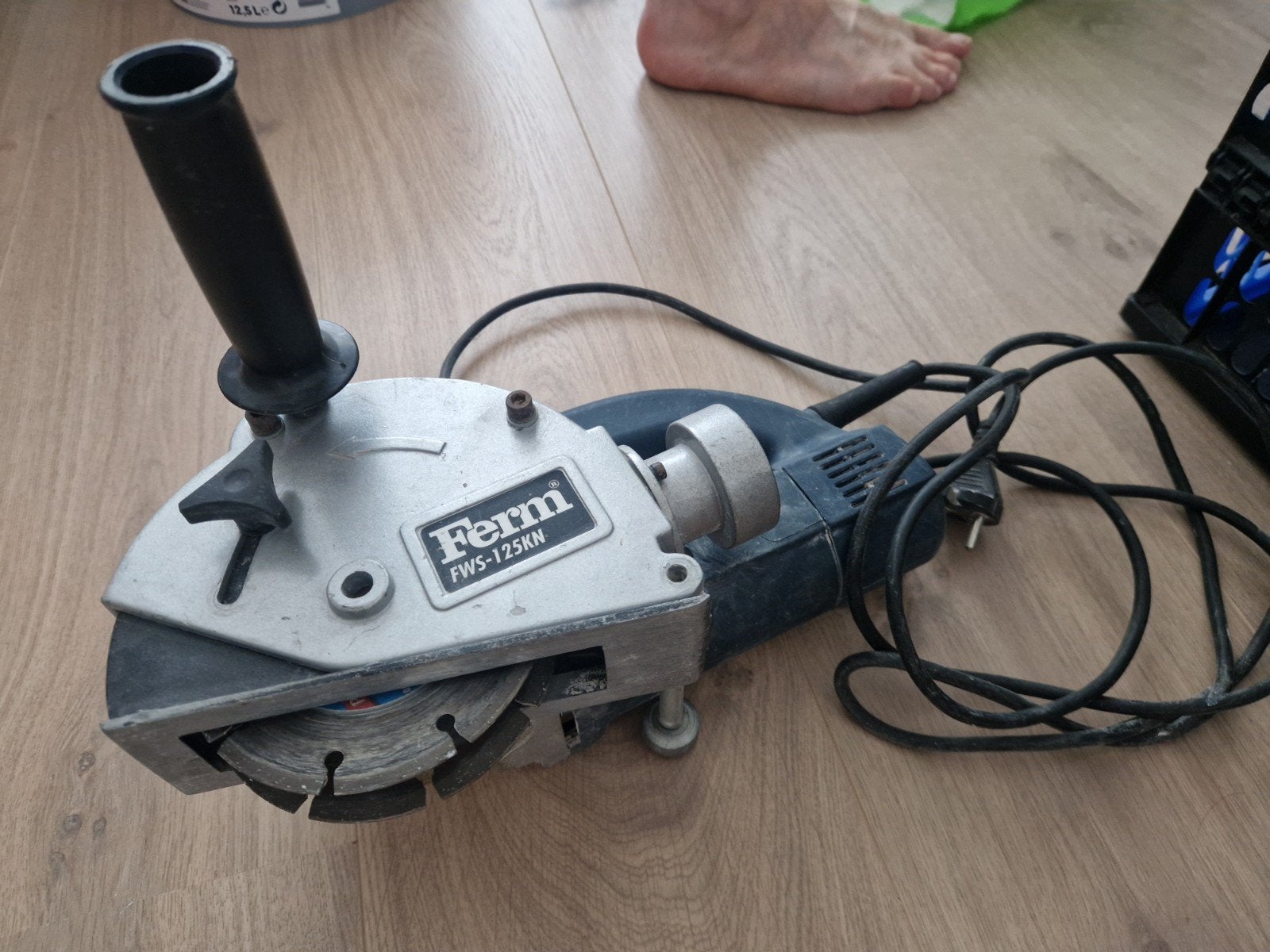 Ferm FWS-125KN Haakse Slijper / Muurfrees, Ophalen, Gebruikt, Haakse slijper, Ferm