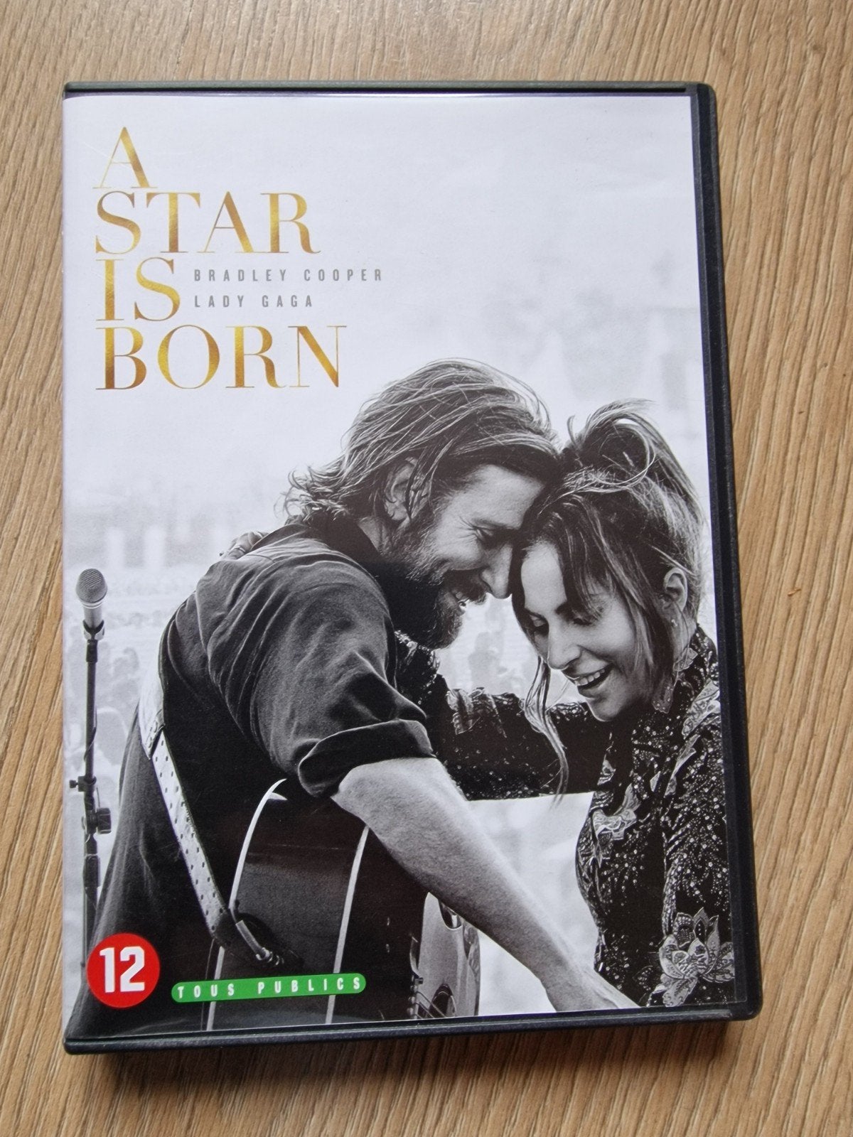 A Star Is Born (DVD) - Lady Gaga & Bradley Cooper, Ophalen of Verzenden