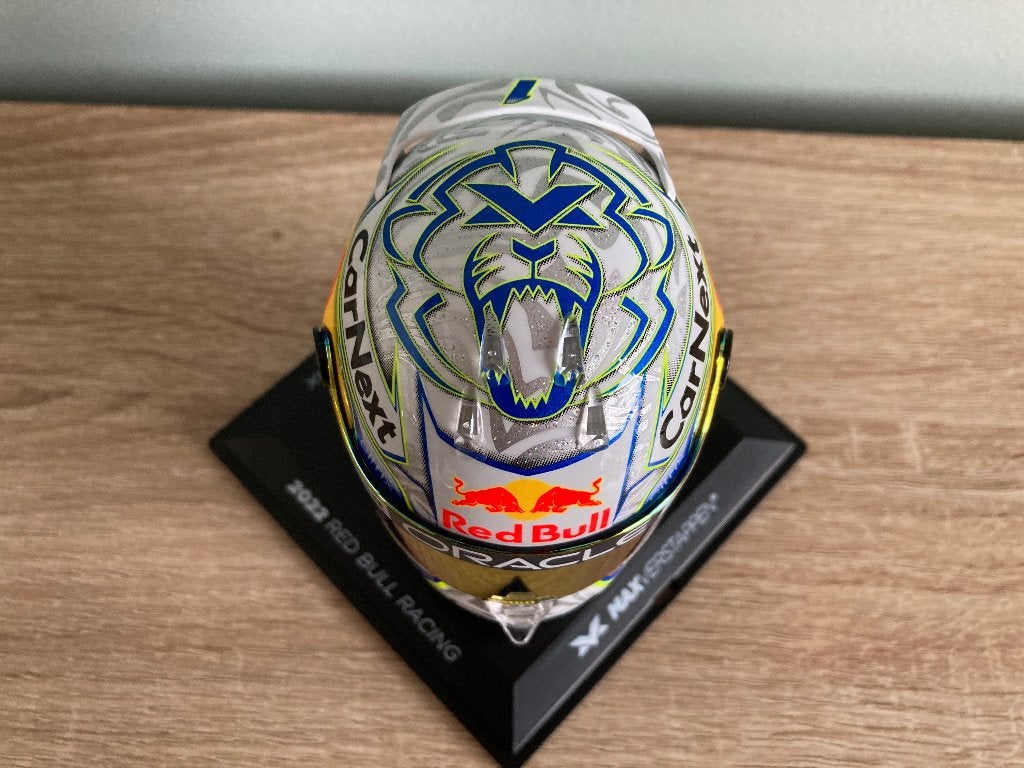 Max Verstappen 1:4 helm Austrian GP 2022 Schuberth RB18, Ophalen of Verzenden, Nieuw, Formule 1