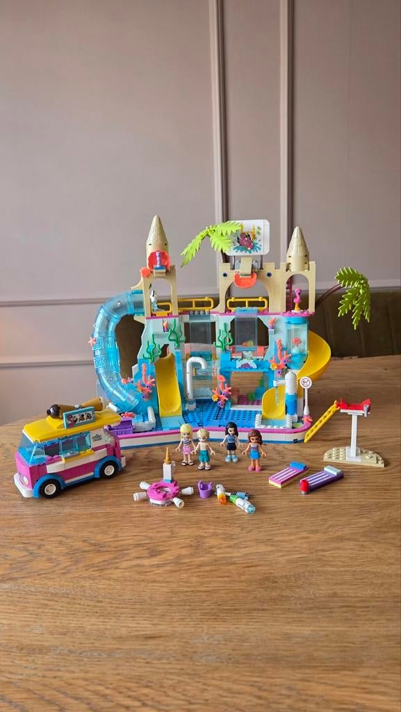 Lego Friends waterpark met  poppetjes, Ophalen