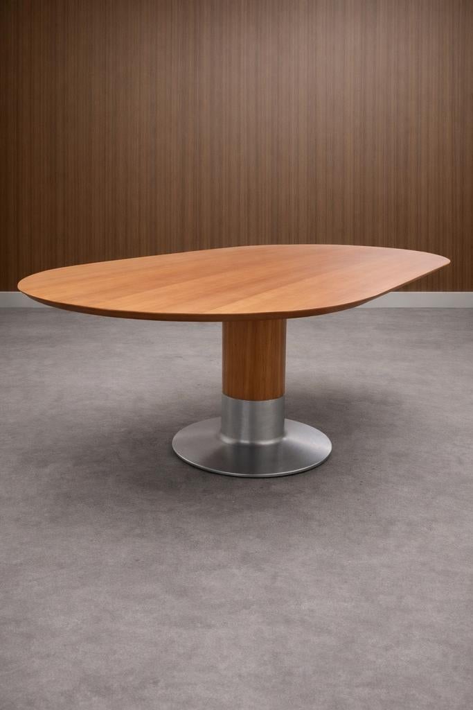 Arco Balance eettafel vierkant met ronde afwerking 200cm, Ophalen of Verzenden, Gebruikt
