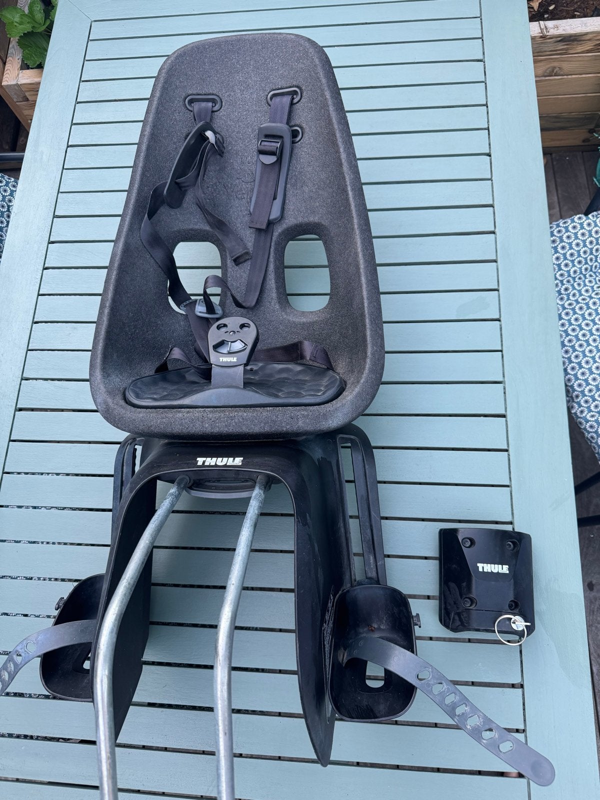 Thule Yepp Nexxt Maxi Achterzitje (2 stuks), Fietsen en Brommers, Fietsaccessoires | Fietsstoeltjes, Ophalen, Achterzitje, 0 t/m 18 kg