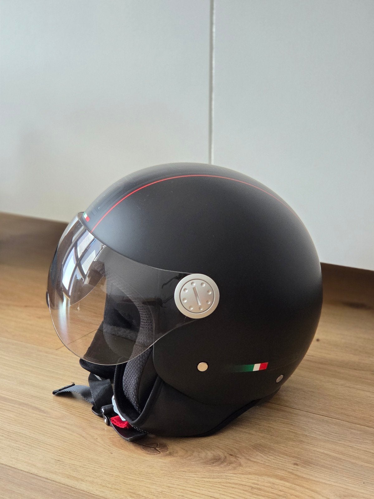 Helm Beon scooter/brommer, Fietsen en Brommers, Brommerhelmen, Ophalen, Zo goed als nieuw, BEON DESIGN