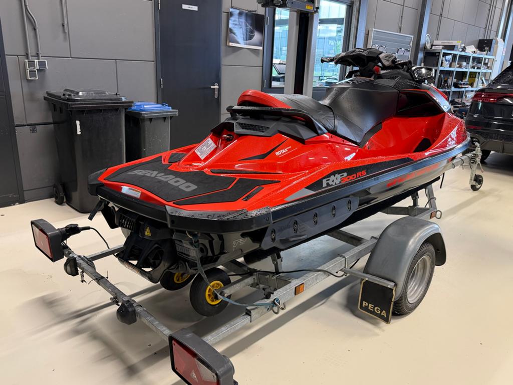 Seadoo RXP 300RS waterscooter met trailer, Watersport en Boten, Jetski's en Waterscooters, Ophalen, Gebruikt, Benzine, 200 pk of meer