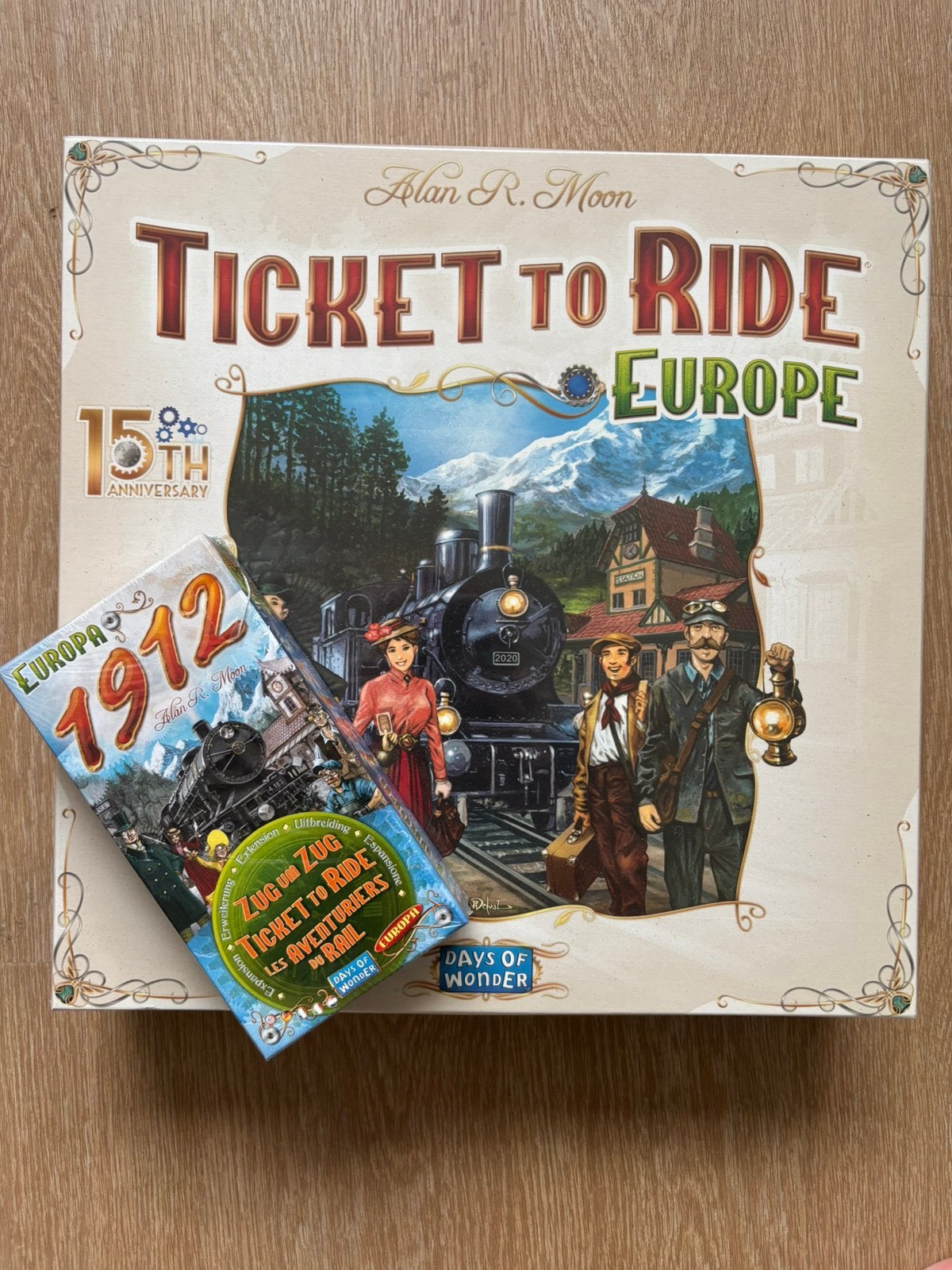 Ticket to ride Europe 15th anniversary (NL) + uitbreiding, Hobby en Vrije tijd, Gezelschapsspellen | Bordspellen, Ophalen of Verzenden