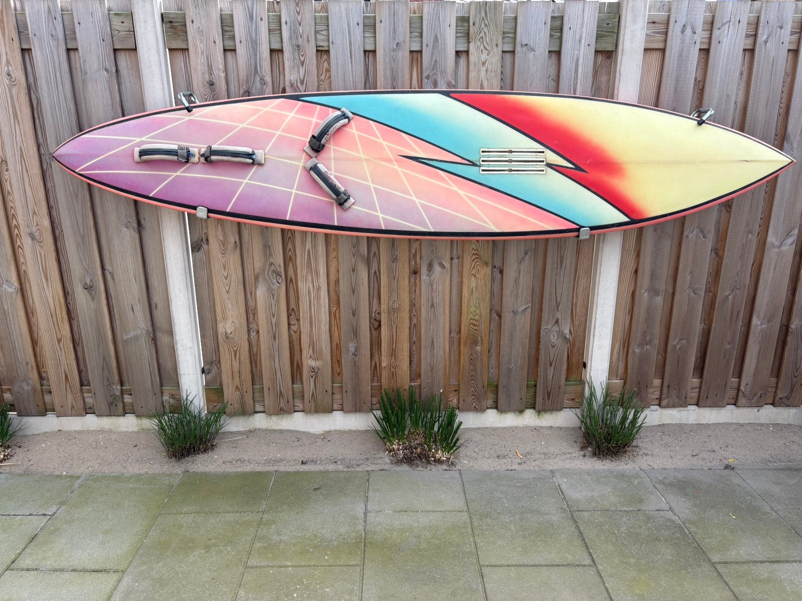 Vintage windsurfboard surfplank jaren 80 retro decoratie, Watersport en Boten, Windsurfen, Ophalen, Zo goed als nieuw, Plank