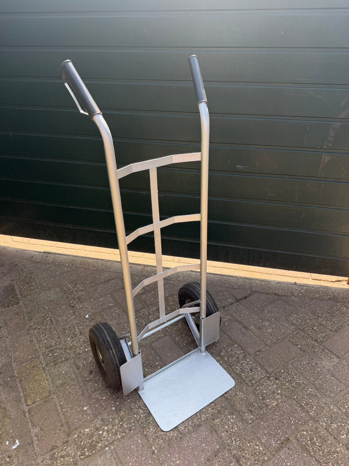 Tekoop steekwagen, Doe-het-zelf en Verbouw, Transportwagens, 60 tot 80 liter, Ophalen, Gebruikt, Steekwagen