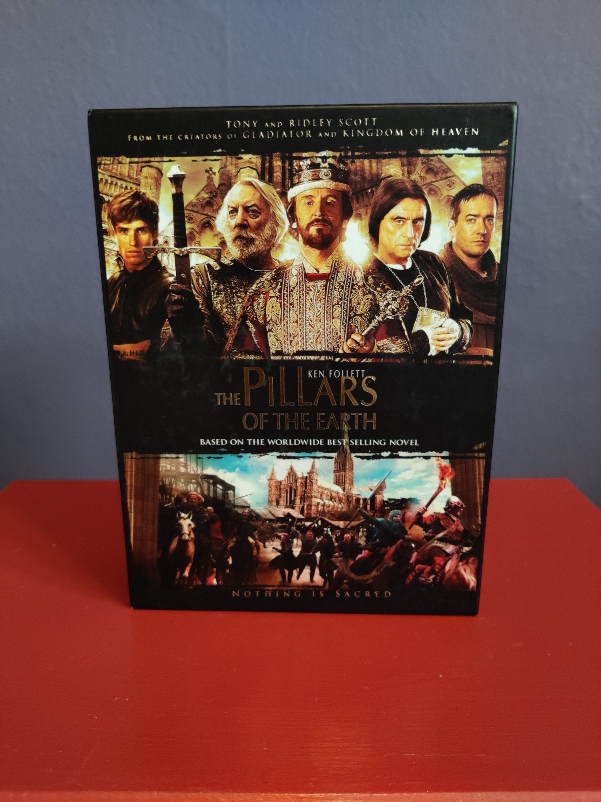 DVD box The pillars of the earth, Ophalen of Verzenden, Gebruikt