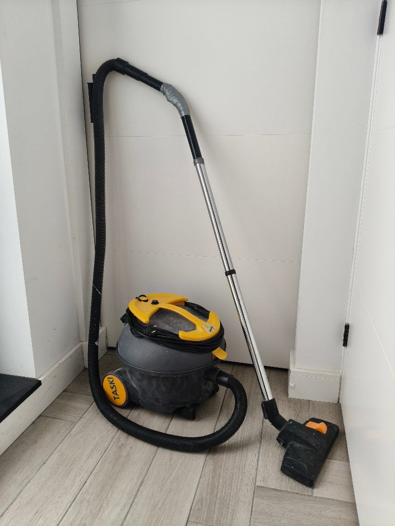 Taski Vento 8 Bouwstofzuiger, Overige merken, Gebruikt, Industriële stofzuiger, Minder dan 1200 watt