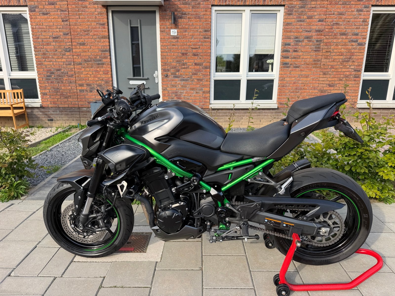 Kawasaki Z900 Perfomance 2025, Motoren, Occasion, 4 cilinders, Motorrijbewijs A, Particulier