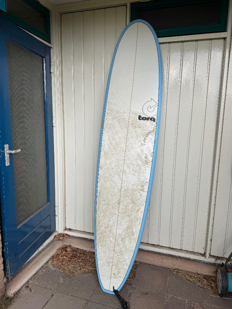 Torq surfplank 8.0x22x3 - 60ltr + lease & 3 vinnen, Watersport en Boten, Golfsurfen, Ophalen, Zo goed als nieuw, Longboard, Met koord