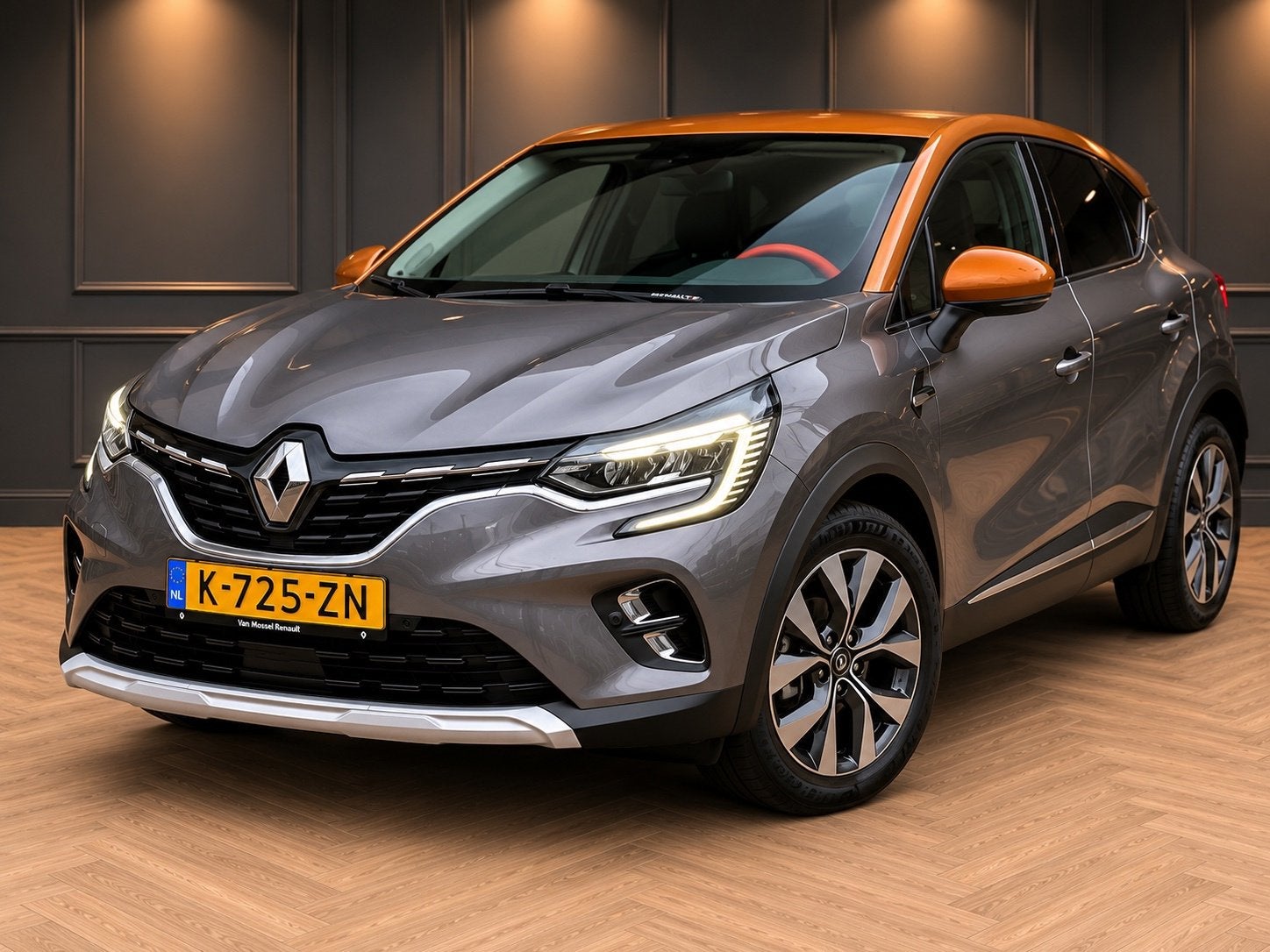 Renault Captur 1.0 TCe 100 Bi-Fuel Intens Lpg G3 Keyless Cru, Voorwielaandrijving, Gebruikt, Leder en Stof, Origineel Nederlands