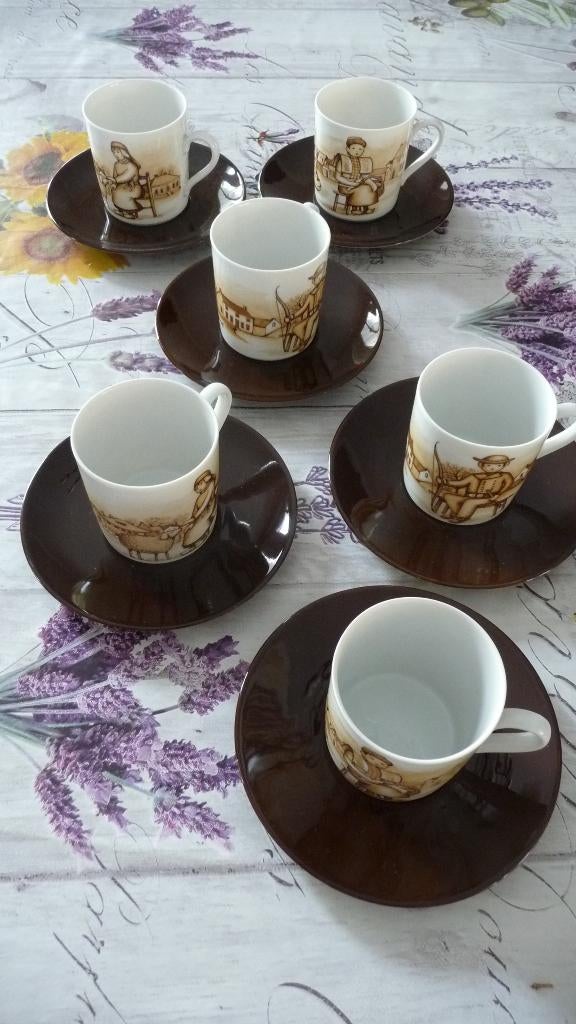 6 Kopjes met schoteltjes - Beiers Porselein, Antiek en Kunst, Ophalen of Verzenden