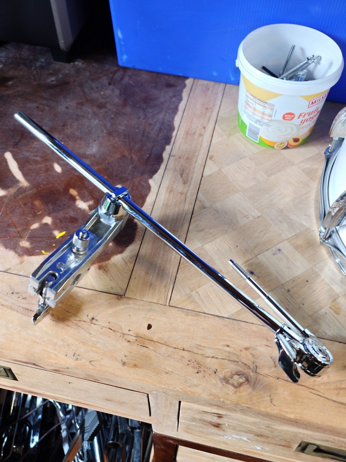 Pearl klem met bekken arm. zgan., Ophalen of Verzenden, Zo goed als nieuw, Overige soorten