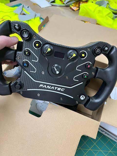 Fanatec mclaren GT3 v2 wheel incl QR2 metaal Nieuwstaat!, Ophalen of Verzenden, Zo goed als nieuw