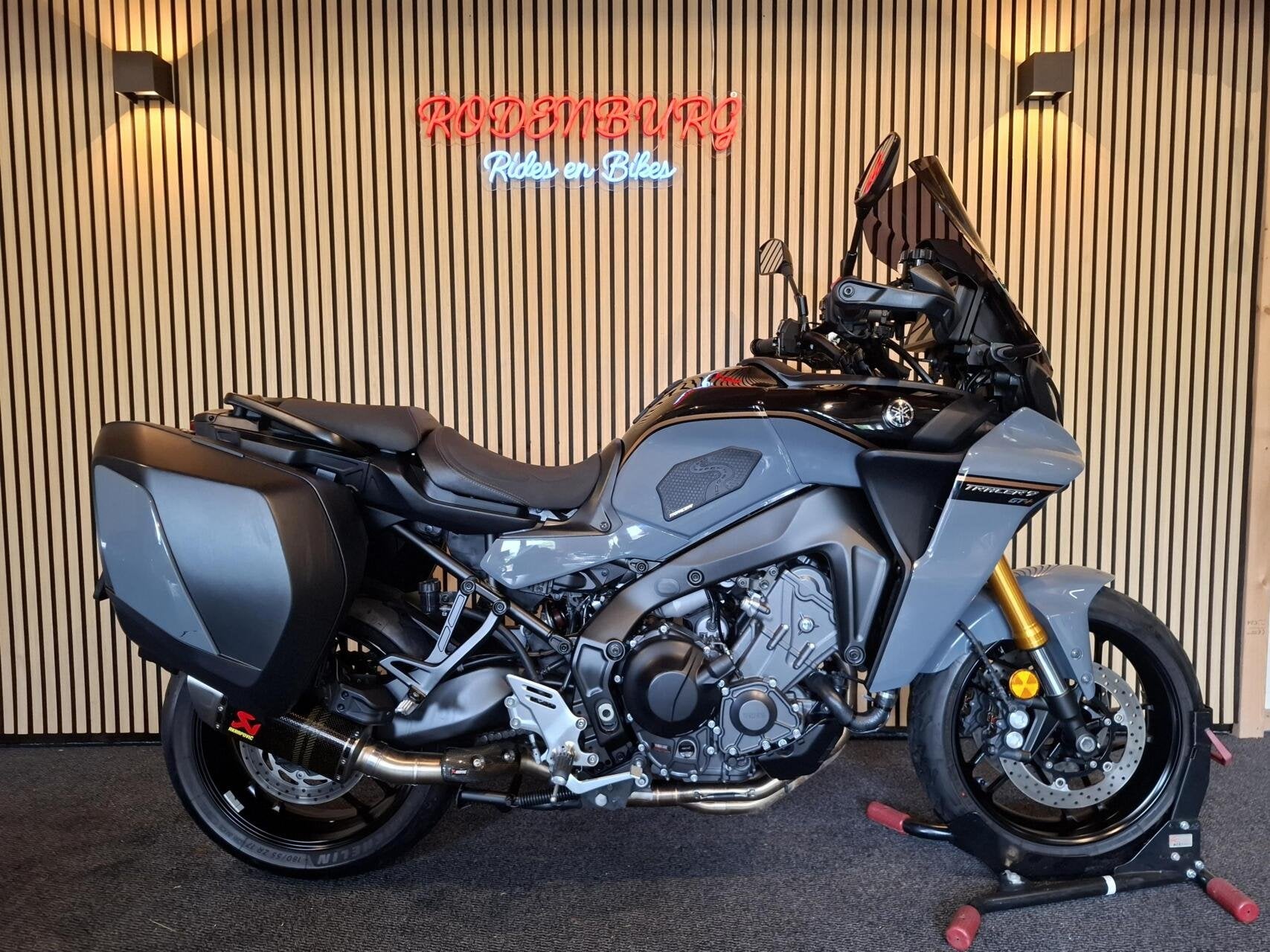 Yamaha Tracer 9 GT+ 2023 Full Akrapovic 9 gt 9GT, Motoren, 890 cc, Bedrijf, Handvatverwarming, Yamaha