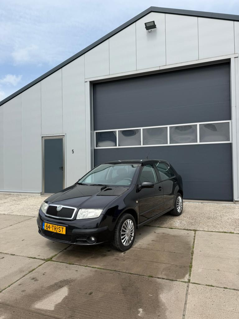 [VERKOCHT]Skoda Fabia 1.4 55KW 2007 Zwart, Voorwielaandrijving, Zwart, 4 cilinders, Zwart