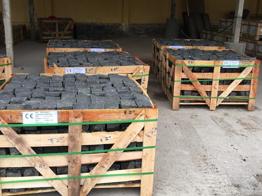 Kinderkoppen-Dark Basalt Vietnam  10x10-14x14-20x14x5-7cm, Ophalen, Overige materialen, Nieuw, Minder dan 20 cm