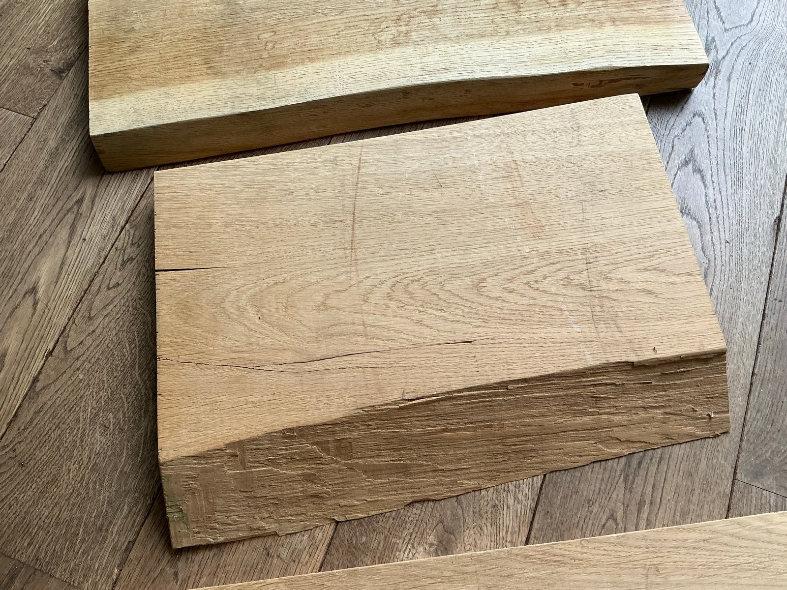4 cm dikke onbehandelde boomstam planken, Ophalen, Gebruikt