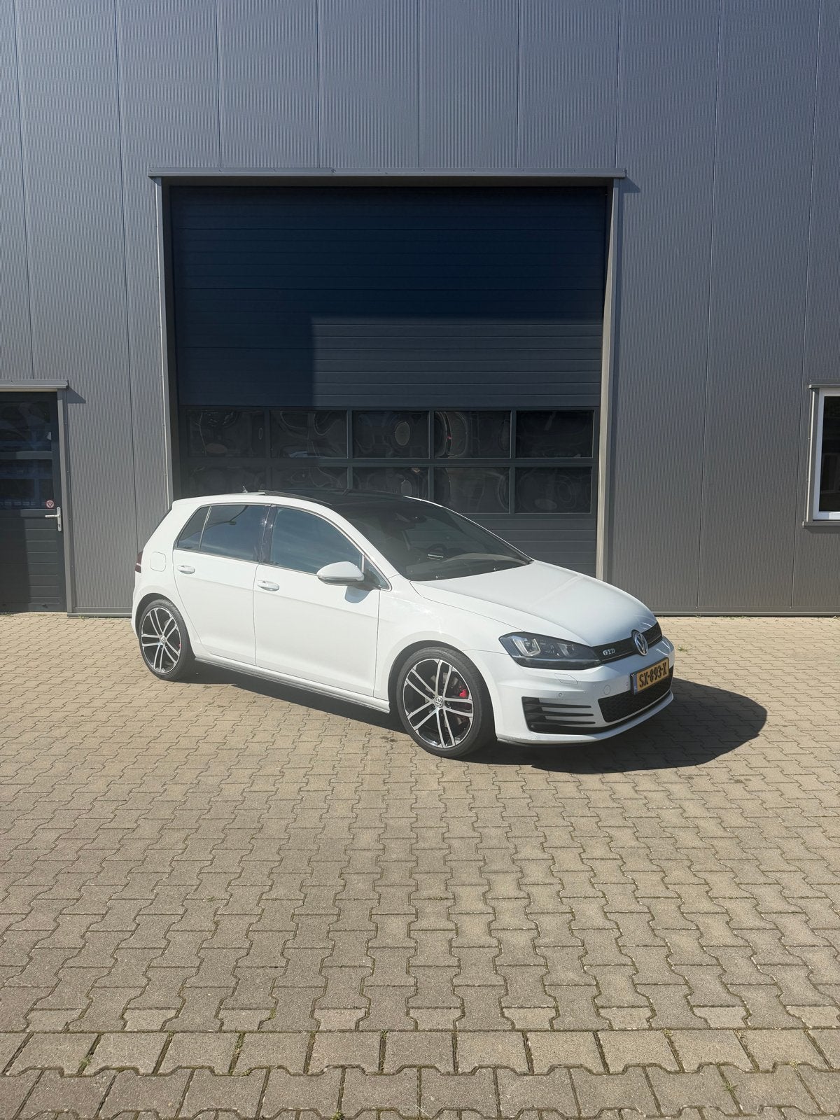 Volkswagen Golf 2.0 TDI 135KW 5D DSG 2016 Wit, Auto's, Euro 6, 4 cilinders, Wit, Diesel
