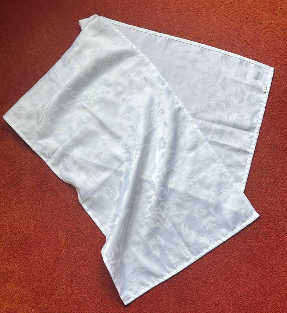 Witte tafel loper met ingeweven patroon, Ophalen of Verzenden, Zo goed als nieuw, Rechthoek, Binnen