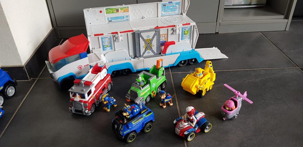 Paw Patrol Patroller Truck met voertuigen en figuren, Ophalen, Gebruikt