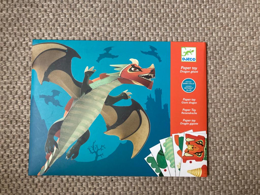 DJECO Paper Toy Giant Dragon - Knutselset, Ophalen of Verzenden, Zo goed als nieuw