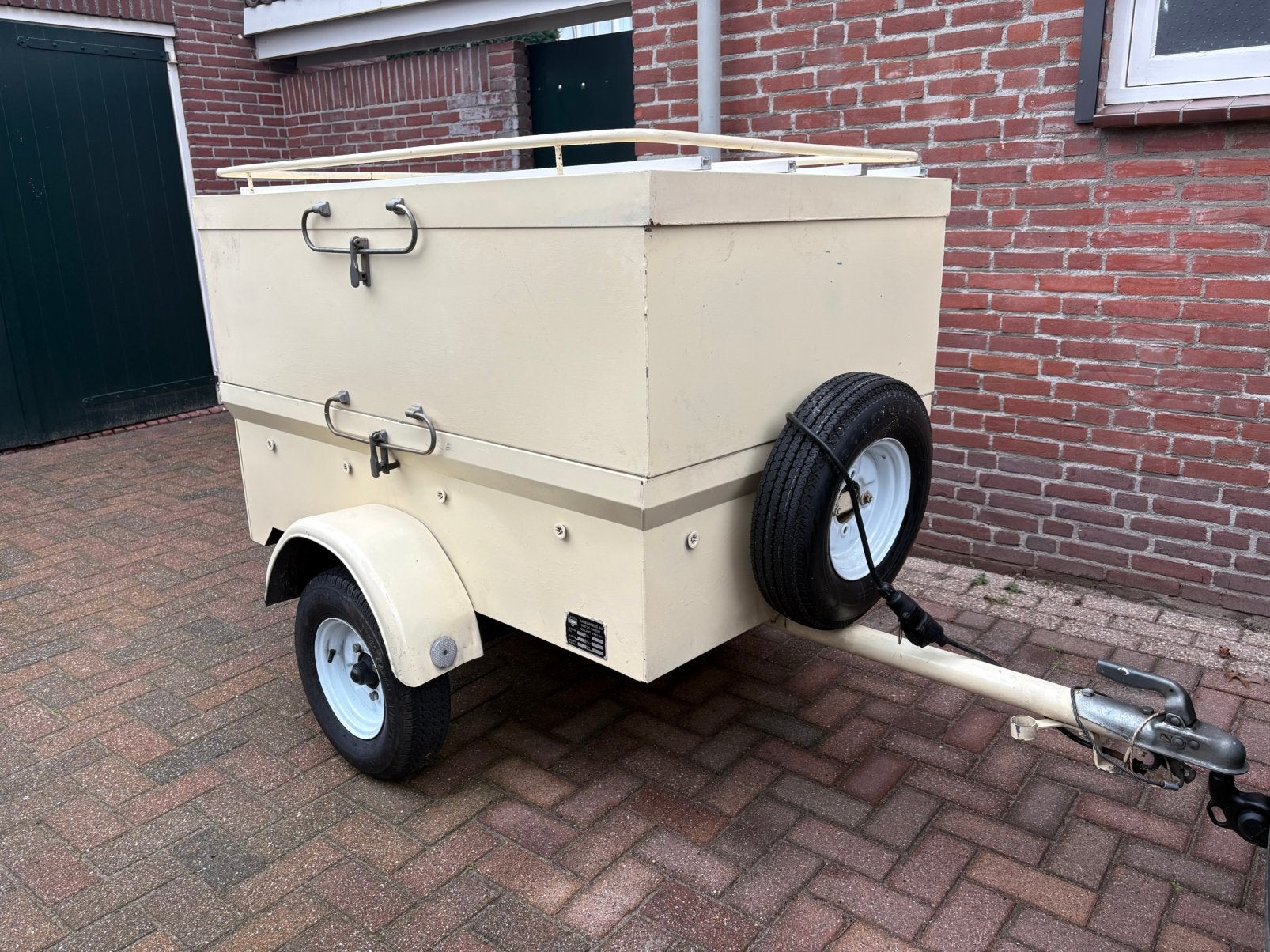 Aanhangwagen / bagagewagen gesloten, Ophalen, Gebruikt