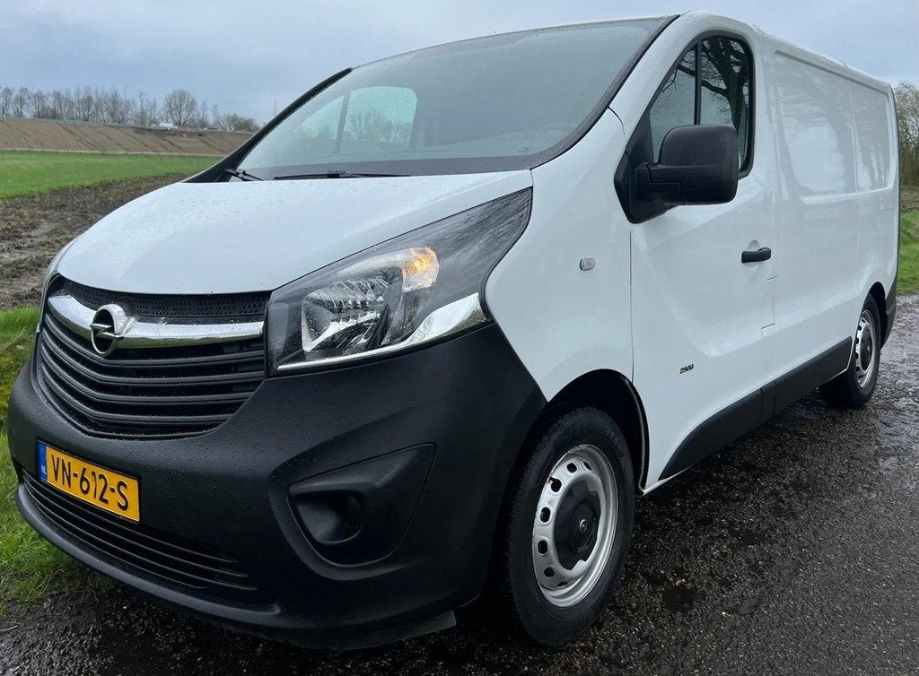 Opel Vivaro 1.6 CDTI L2H1 Edition 2015 LUCHT VERING AIRCO NA, Euro 5, Gebruikt, Zwart, 4 cilinders