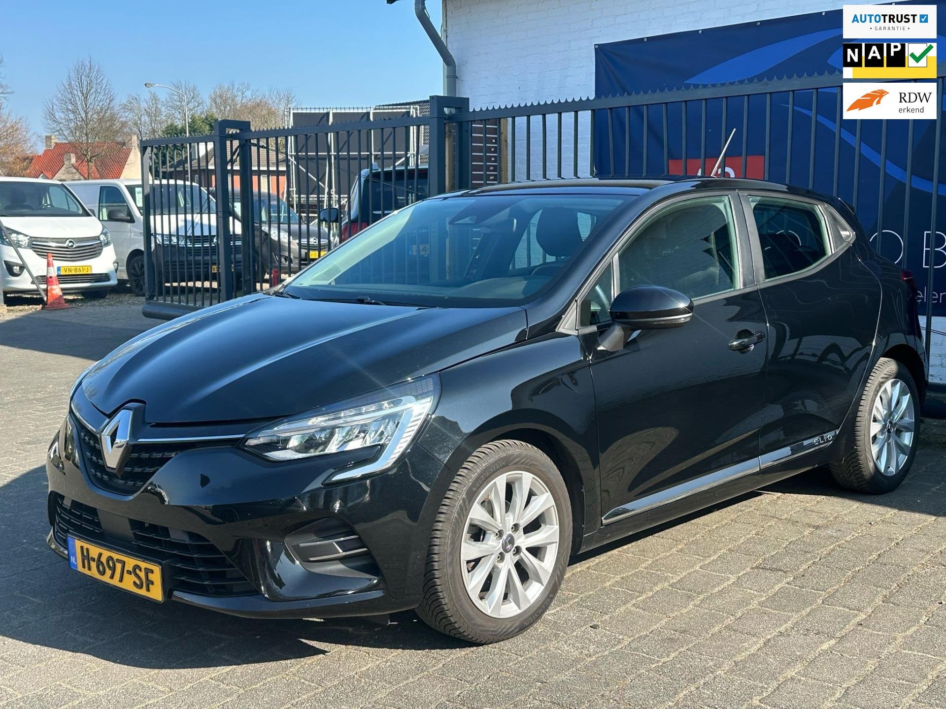 Renault Clio 1.0 TCe Bi-Fuel Zen / AIRCO / CRUISE CONTROL /, Auto's, Voorwielaandrijving, 101 pk, Euro 6, Origineel Nederlands