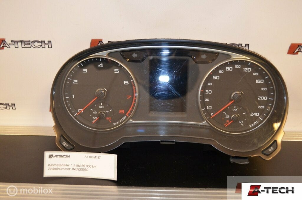 Kilometerteller Audi A1 8X 1.4 TFSI ('10-'18) 8x0920930, Auto-onderdelen, Dashboard en Schakelaars, Audi, Gebruikt, Audi, Ophalen of Verzenden