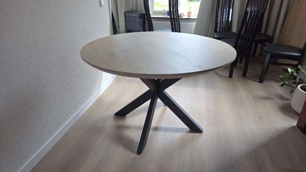Foto 6 van Eiken eetkamertafel