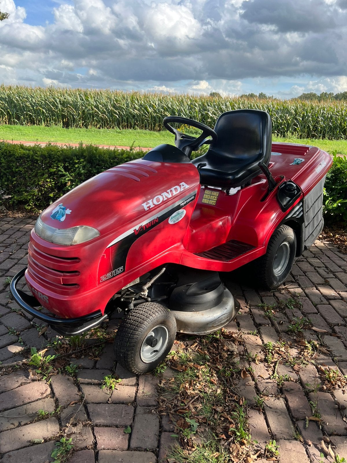 Zoals ingeruild: Nette goede Honda HF2315 2 cil. zitmaaier, Ophalen, Honda, Gebruikt, Frankrijk / Japan