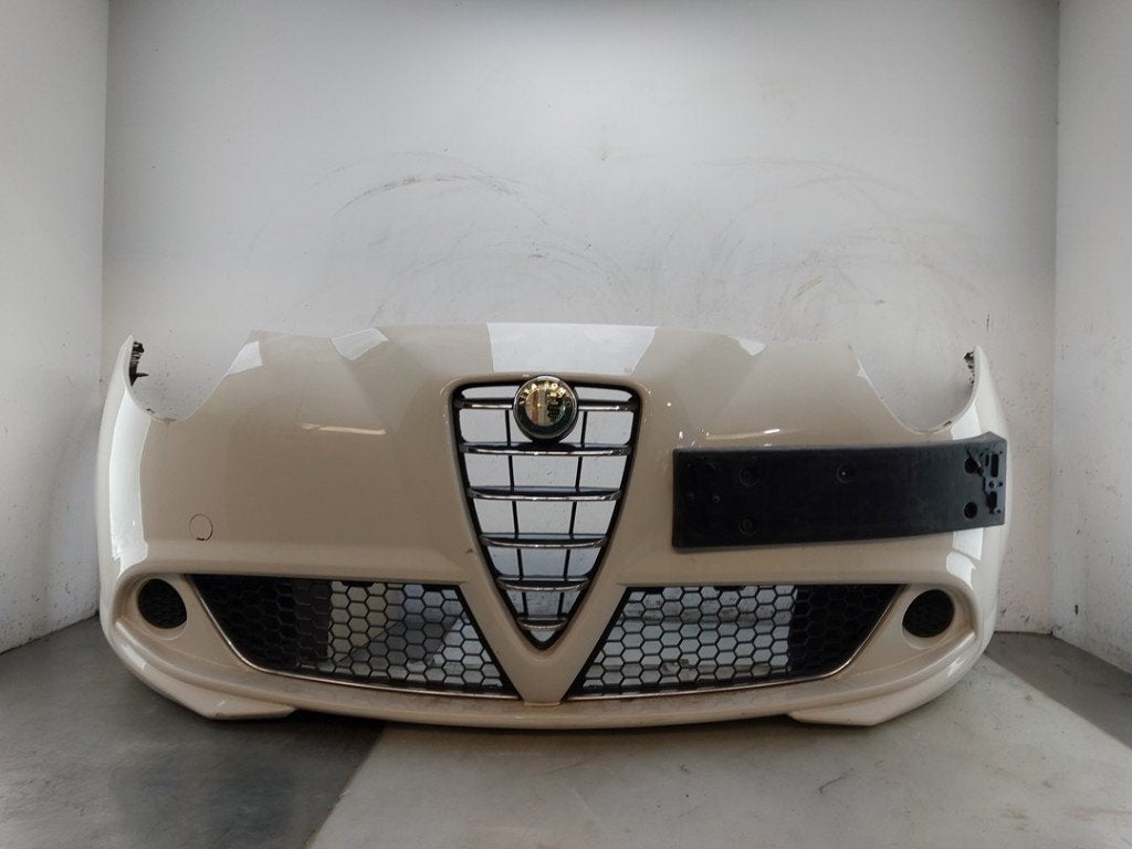 Bumper Voor Alfa Romeo MiTo (955) 2009 0071777562, Stellantis Europe S.p.A, Gebruikt, IPC D1-09 Bahnhofsplatz, Rüsselsheim am Main 65423, , Duitsland