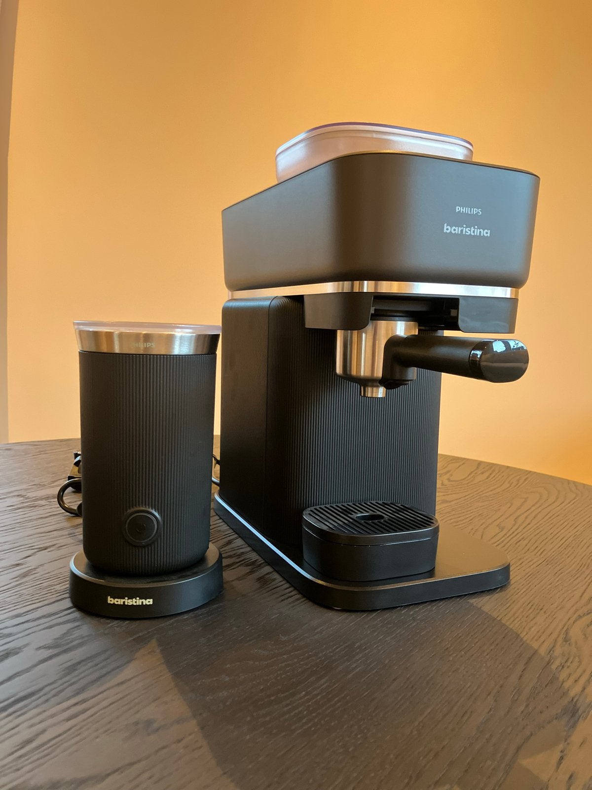 Philips Baristina Espressomachine met melkopschuimer, Witgoed en Apparatuur, Stoompijpje, Espresso apparaat, Nieuw, Gemalen koffie