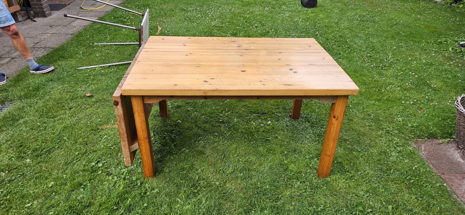 Uitschuifbare houten tafel - ideaal voor binnen en buiten, Gebruikt, 100 tot 150 cm, Rechthoekig, Overige houtsoorten