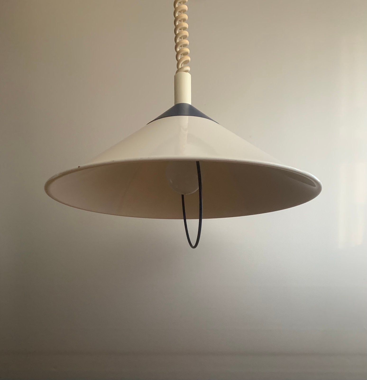 80s hanging lamp silence of the lamps, Gebruikt, Metaal, Modern vintage 80s, E27 (groot)
