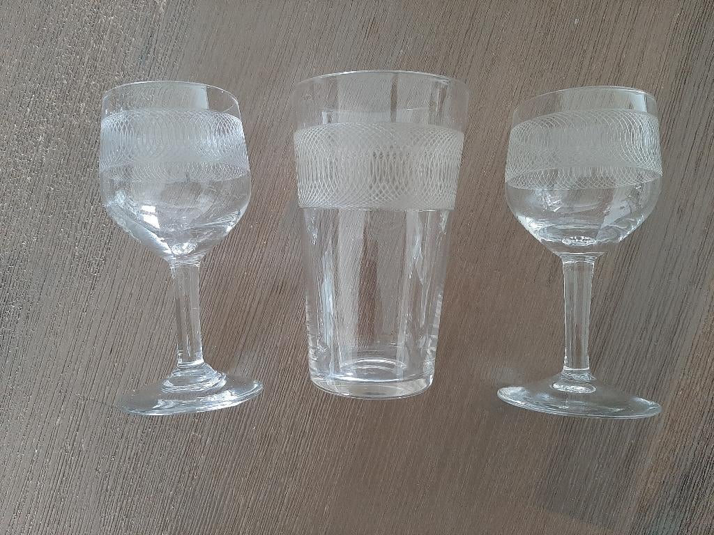 oude borrelglaasjes, zie foto's, 7 verschillende, Antiek en Kunst, Antiek | Glas en Kristal, Verzenden