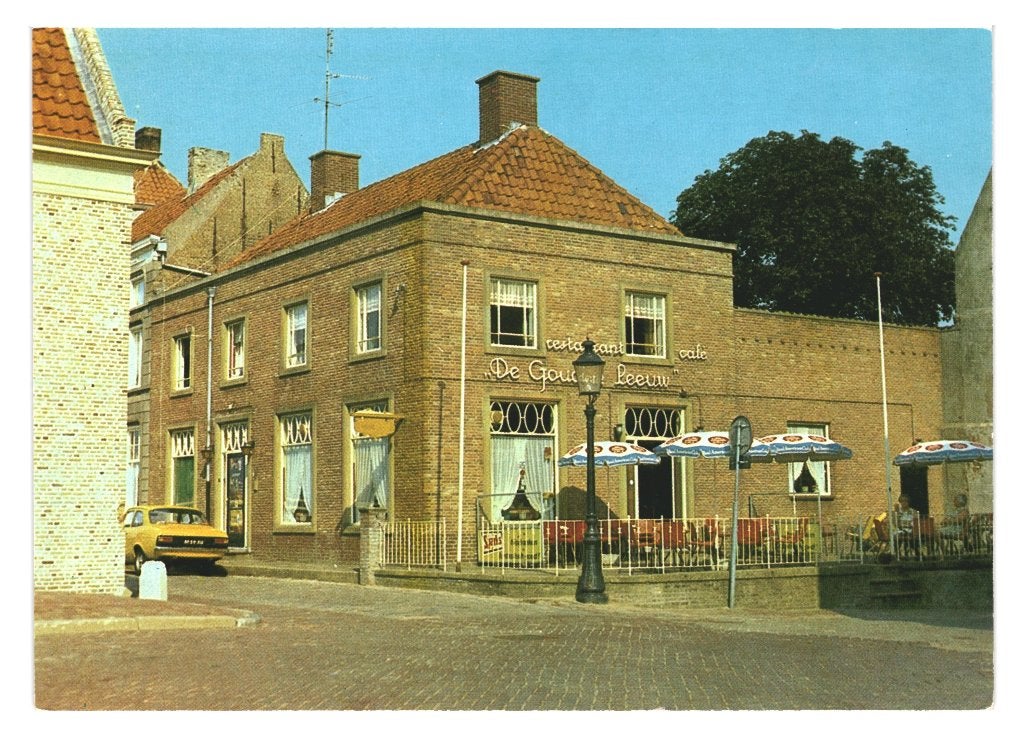972573	Heusden	1973 Nieuwstraat	Restaurant	De Gouden Leeuw