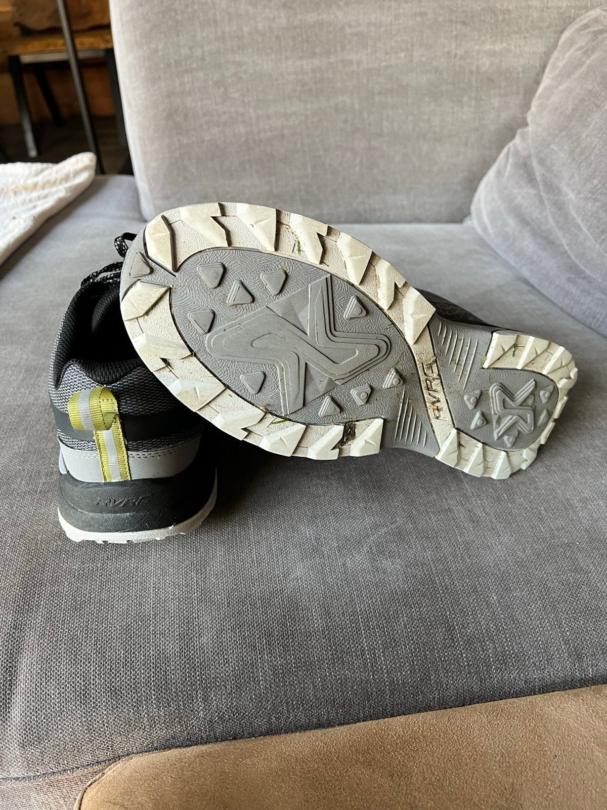 Revolution Race Wandelschoenen Maat 46, past als maat 45, Ophalen of Verzenden, Gebruikt, Schoenen