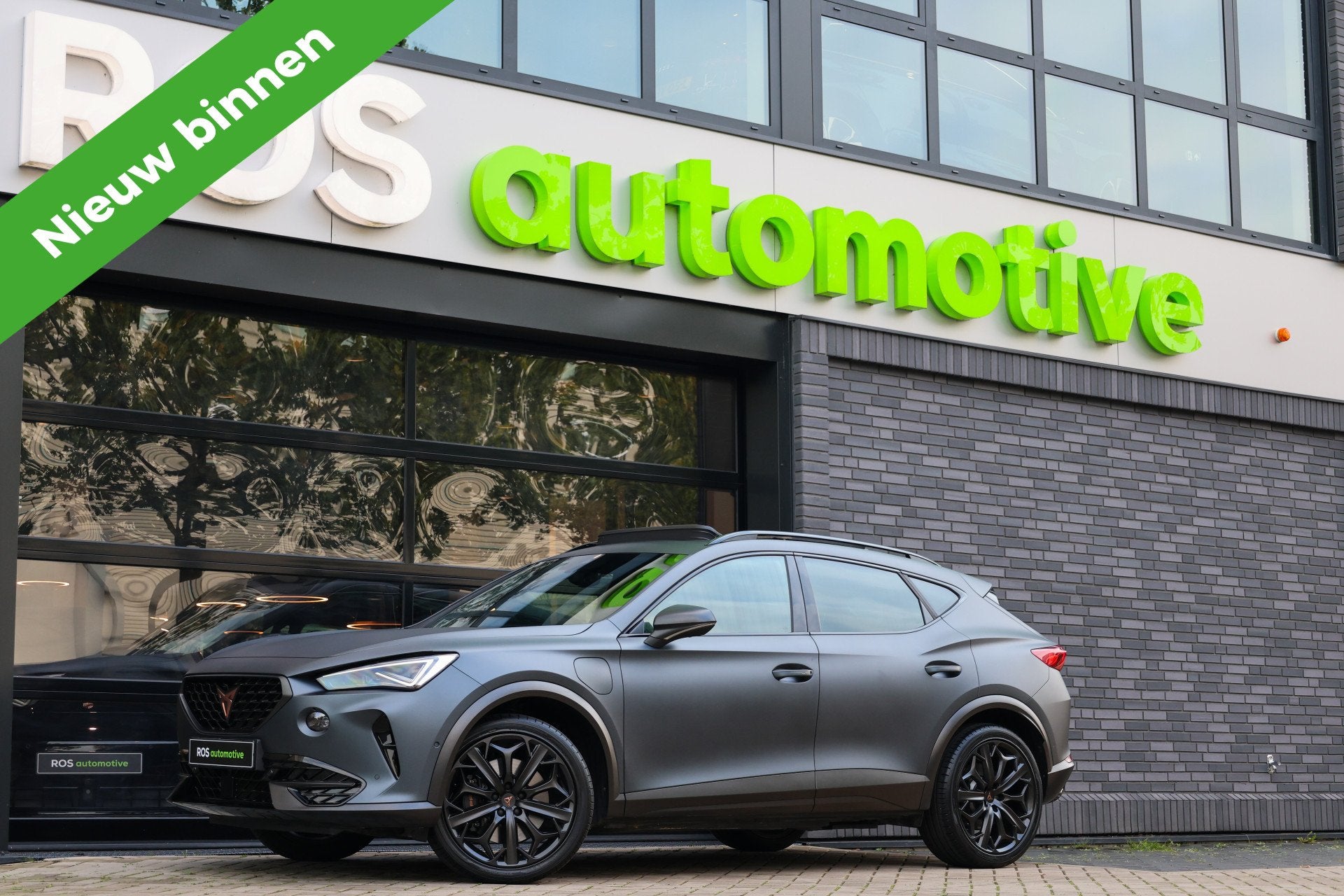 CUPRA Formentor 1.4 e-Hybrid VZ Tribe Edition | BTW | PANO |, Auto's, Gebruikt, 4 cilinders, Formentor, Grijs