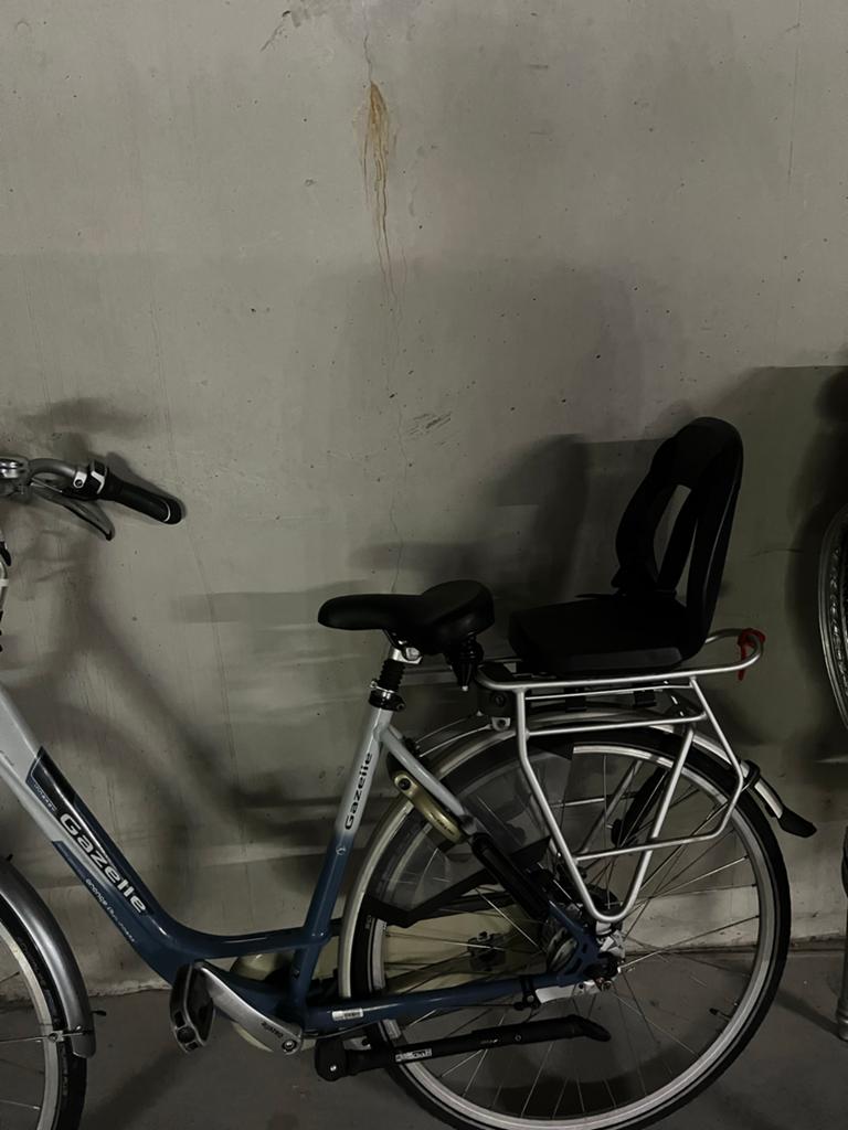 Gazelle fiets zo goed als nieuw met kinderzitje, Fietsen en Brommers, Fietsen | Dames | Damesfietsen, Ophalen of Verzenden, Zo goed als nieuw