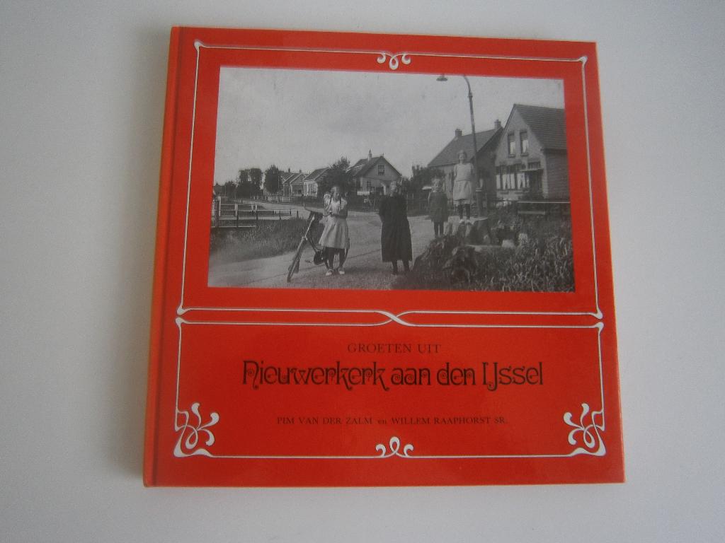 Groeten uit  Nieuwerkerk aan den IJssel, Ophalen of Verzenden, Zo goed als nieuw, Pim vander Zalm