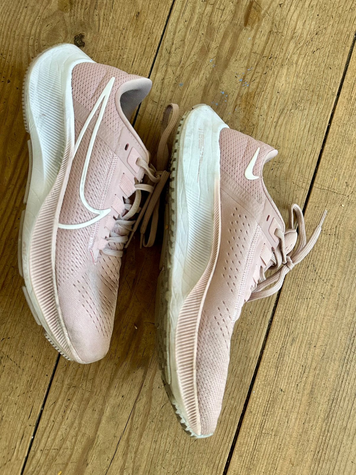 Nike zoom pegasus 38 maat 41 licht roze, Ophalen of Verzenden, Zo goed als nieuw, Roze, Sneakers of Gympen